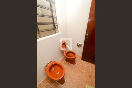 Casa à venda com 185m², 3 quartos e 3 vagasBanheiro