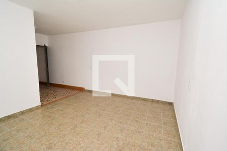 Casa à venda com 185m², 3 quartos e 3 vagasQuarto 3