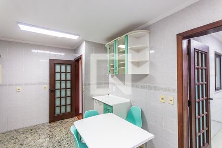 Apartamento para alugar com 150m², 3 quartos e 2 vagasCozinha