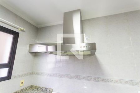 Apartamento para alugar com 150m², 3 quartos e 2 vagasCoifa