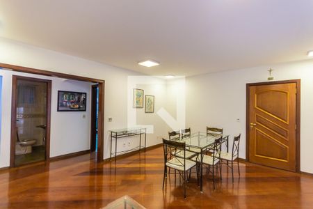 Sala de Apartamento com 3 quartos, 150m² Santa Teresinha