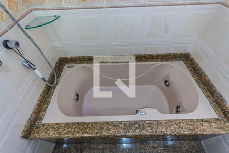 Apartamento para alugar com 150m², 3 quartos e 2 vagasBanheira