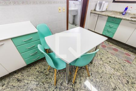 Apartamento para alugar com 150m², 3 quartos e 2 vagasMesa