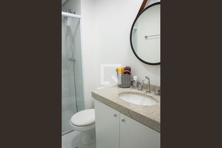 Apartamento à venda com 79m², 3 quartos e 1 vaga Apartamento à venda com 79m², 3 quartos e 1 vagaBanheiro