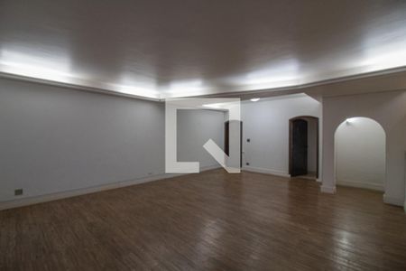 Sala de casa à venda com 4 quartos, 550m² em Itaim Bibi, São Paulo
