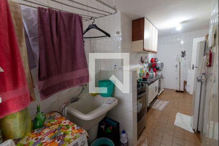 Apartamento à venda com 66m², 2 quartos e 1 vagaÁrea de Serviço