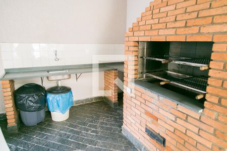 Apartamento à venda com 64m², 2 quartos e 1 vagaÁrea comum - Churrasqueira