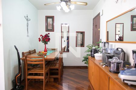 Apartamento à venda com 64m², 2 quartos e 1 vagaSala de Jantar