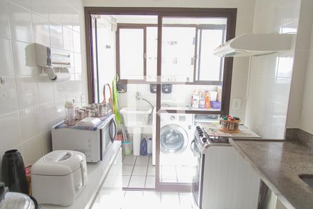 Apartamento à venda com 64m², 2 quartos e 1 vagaCozinha
