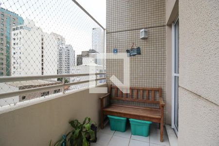 Varanda de apartamento à venda com 2 quartos, 76m² em Itaim Bibi, São Paulo