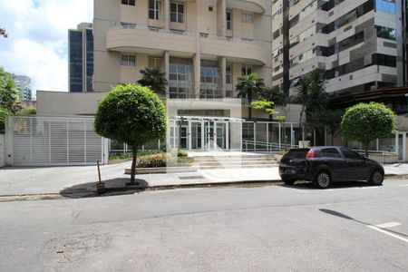 Apartamento à venda com 76m², 2 quartos e 2 vagasFachada