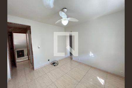 Sala de apartamento para alugar com 2 quartos, 48m² em Inhaúma, Rio de Janeiro