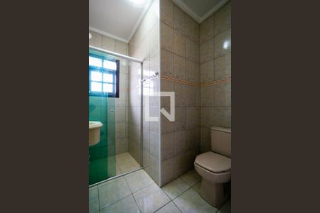 Casa à venda com 170m², 3 quartos e 3 vagasBanheiro da suíte