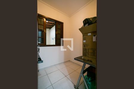 Casa à venda com 170m², 3 quartos e 3 vagasQuarto de serviço