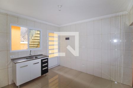Cozinha de casa para alugar com 1 quarto, 65m² em Vila Ivone, São Paulo