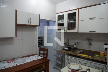 Casa à venda com 50m², 2 quartos e sem vaga Casa à venda com 50m², 2 quartos e sem vagaCozinha