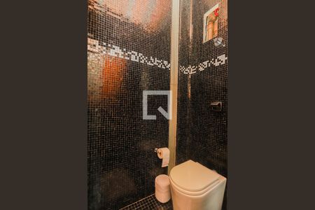 Casa à venda com 440m², 4 quartos e 4 vagasLavabo