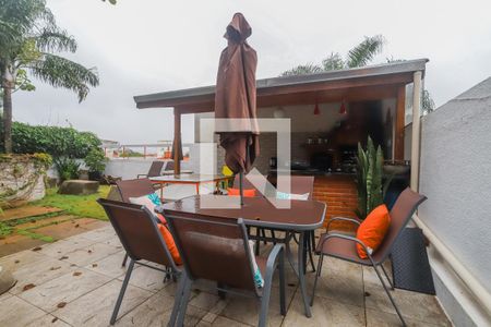 Casa à venda com 440m², 4 quartos e 4 vagasChurrasqueira