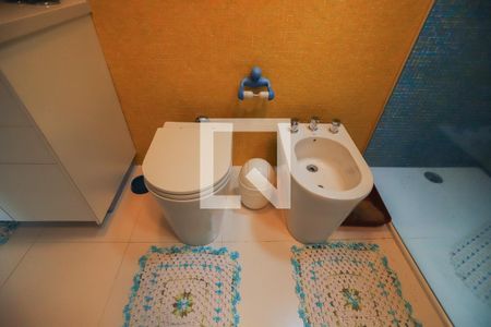 Casa à venda com 440m², 4 quartos e 4 vagasBanheiro do Quarto 3