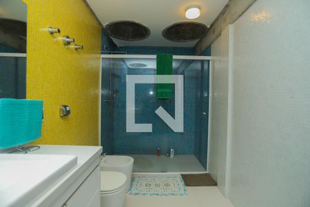 Casa à venda com 440m², 4 quartos e 4 vagasBanheiro do Quarto 3