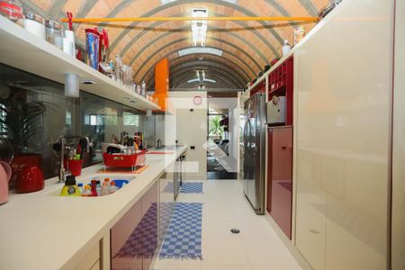 Casa à venda com 440m², 4 quartos e 4 vagasCozinha