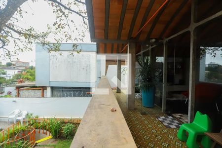 Casa à venda com 440m², 4 quartos e 4 vagasVaranda