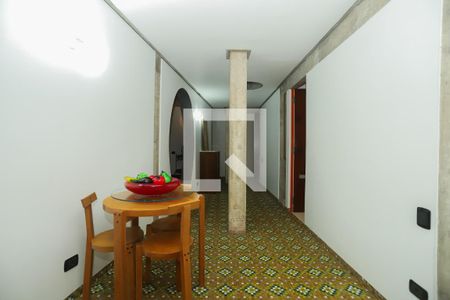 Casa à venda com 440m², 4 quartos e 4 vagasHall