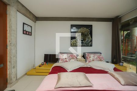 Casa à venda com 440m², 4 quartos e 4 vagasQuarto 4 - Suíte