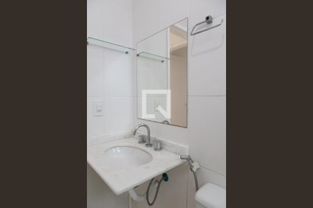 Apartamento à venda com 78m², 2 quartos e 1 vagaBanheiro social 