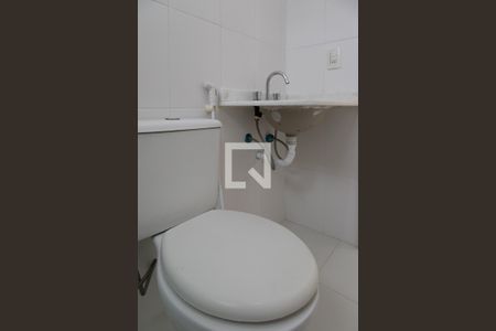 Apartamento à venda com 78m², 2 quartos e 1 vagaBanheiro da suíte 