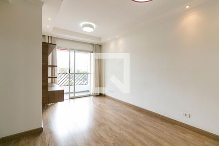 Sala de apartamento à venda com 3 quartos, 70m² em Vila Bertioga, São Paulo
