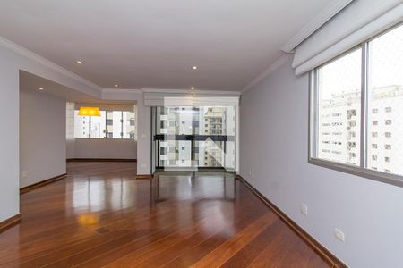 Apartamento à venda com 206m², 4 quartos e 3 vagasSala