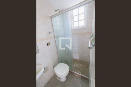 Casa de condomínio à venda com 270m², 3 quartos e sem vagaBanheiro Social 1