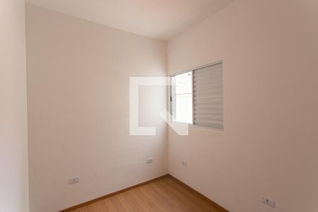 Suíte 1 de casa para alugar com 2 quartos, 52m² em Penha de França, São Paulo