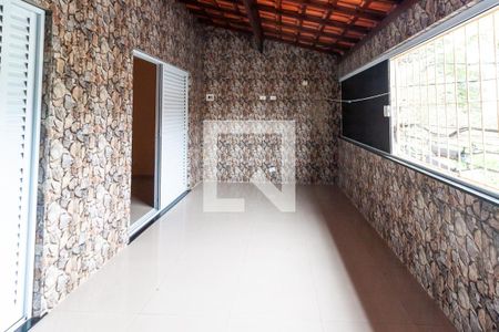 Casa à venda com 56m², 3 quartos e 1 vagaVaranda