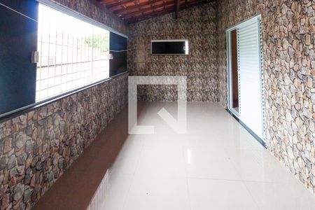 Casa à venda com 56m², 3 quartos e 1 vagaVaranda