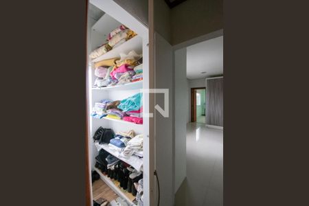 Casa à venda com 280m², 3 quartos e 3 vagasCloset do quarto 3