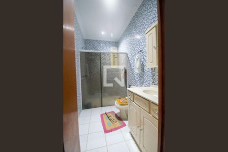 Casa à venda com 280m², 3 quartos e 3 vagasBanheiro