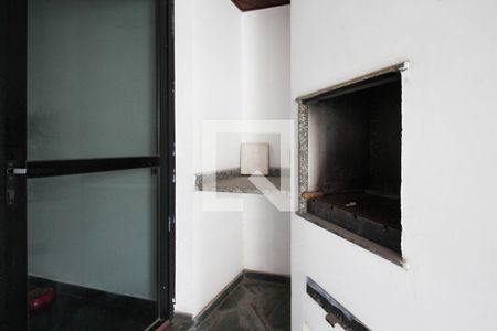 Apartamento à venda com 190m², 4 quartos e 3 vagas Apartamento à venda com 190m², 4 quartos e 3 vagasVaranda