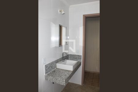 Apartamento para alugar com 75m², 2 quartos e 1 vaga Apartamento para alugar com 75m², 2 quartos e 1 vagaBanheiro