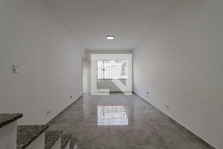 Sala de casa para alugar com 2 quartos, 150m² em Vila Brasílio Machado, São Paulo