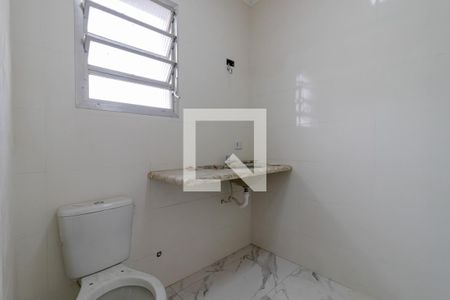 Casa para alugar com 150m², 2 quartos e 5 vagasBanheiro