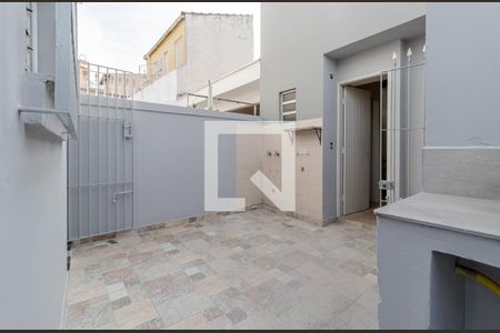 Casa para alugar com 150m², 2 quartos e 5 vagasQuintal