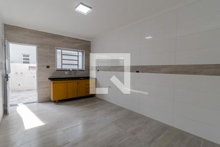 Casa para alugar com 150m², 2 quartos e 5 vagasCozinha
