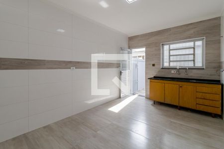 Casa para alugar com 150m², 2 quartos e 5 vagasCozinha