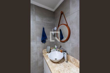 Apartamento à venda com 100m², 2 quartos e sem vagaBanheiro da Suíte