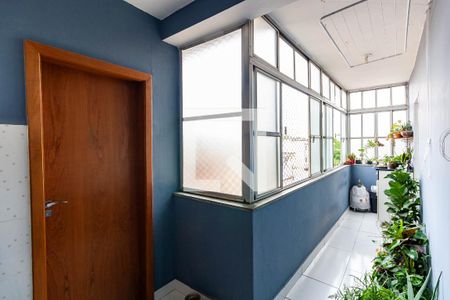 Apartamento à venda com 100m², 2 quartos e sem vagaLavanderia