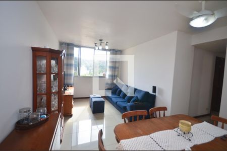 Sala de apartamento à venda com 3 quartos, 70m² em Santa Rosa, Niterói