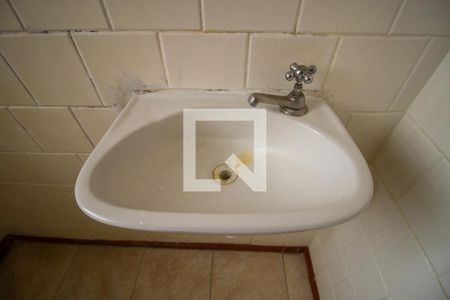 Casa para alugar com 50m², 1 quarto e sem vaga Casa para alugar com 50m², 1 quarto e sem vagaBanheiro
