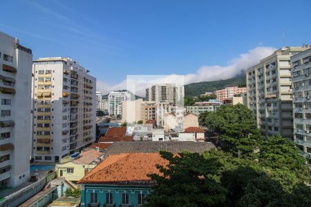 Apartamento à venda com 105m², 3 quartos e 1 vaga Apartamento à venda com 105m², 3 quartos e 1 vagaQuarto 2